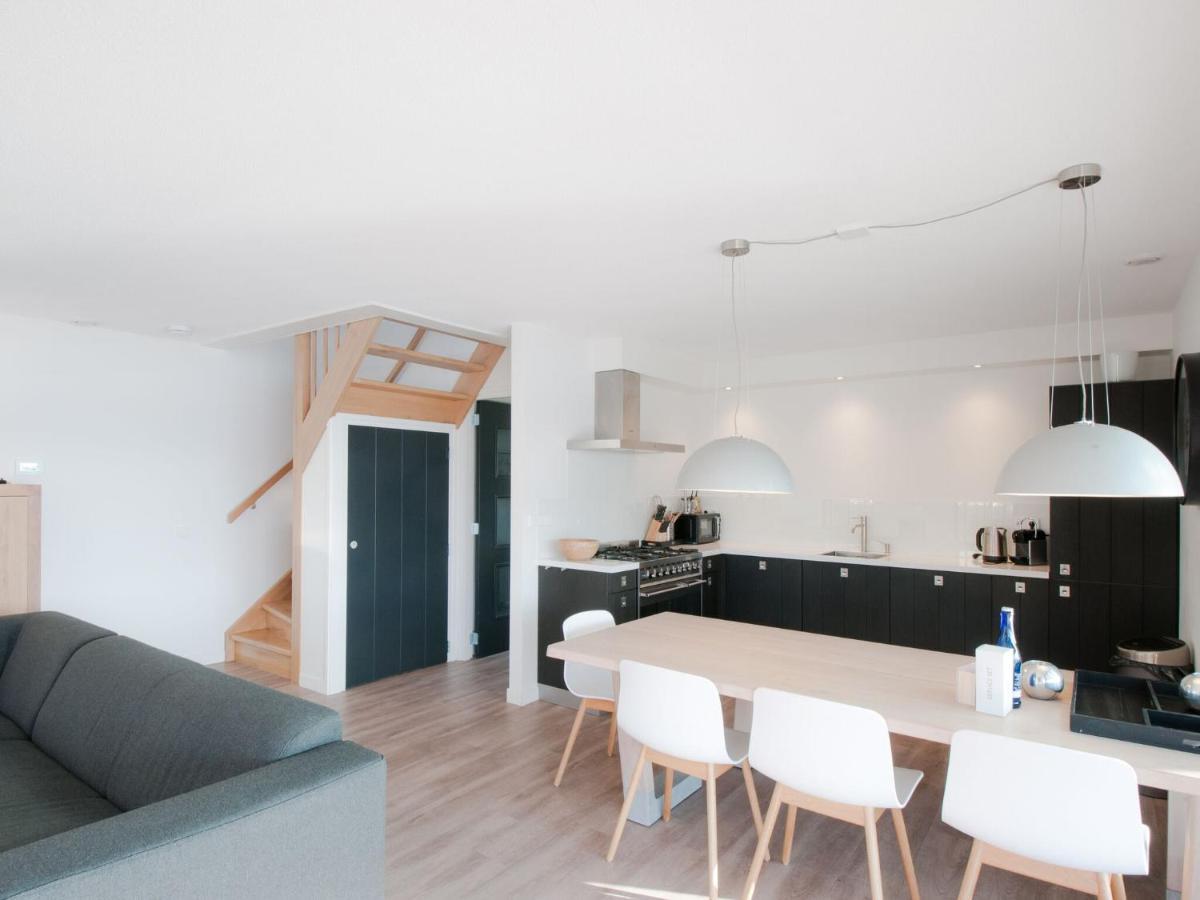 Modern In National Park Vakantiehuis Tholen